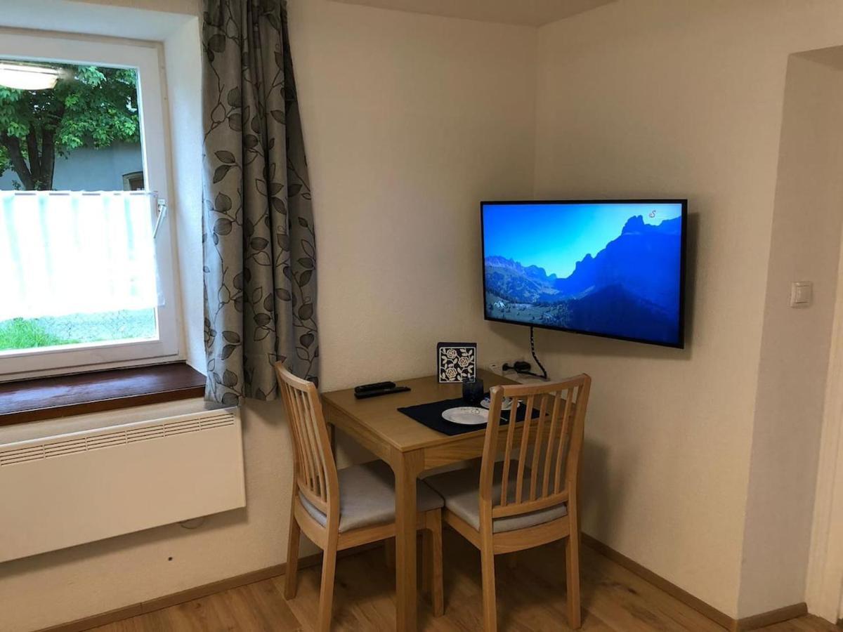 Kleines Nest Im Zentrum, Eigener Eingang, Parkplatz, Kostenloses Wlan 도른비른 외부 사진